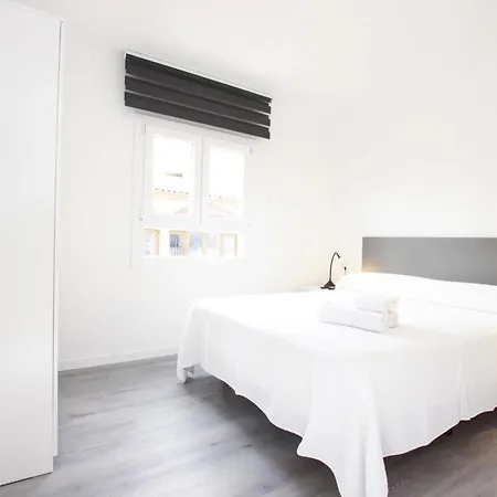 Charming Mallorca 3 Bedrooms Town House Orion 40 Metres From The Sea Great For Families Port de Pollenca
