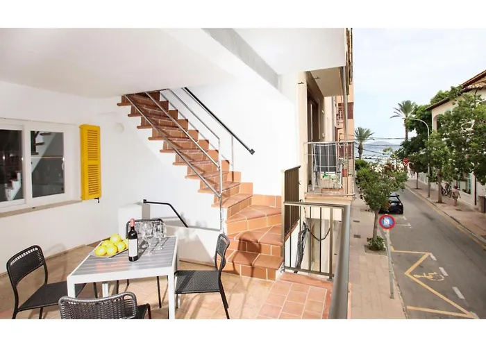 Charming Mallorca 3 Bedrooms Town House Orion Villa Port de Pollença